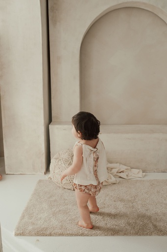 Blusa de muselina crudo con lazo Aria