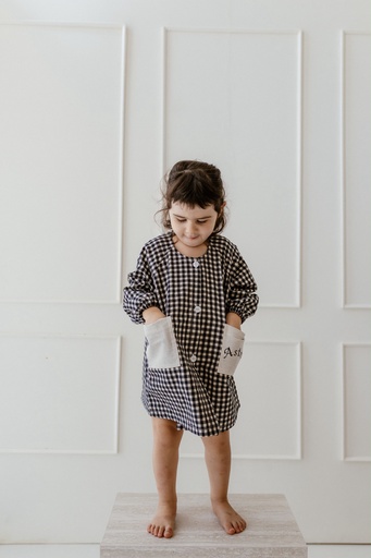 Bata escolar con botones Vichy antracita